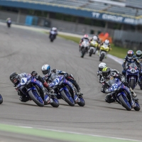 Bilder vom 1. Rennen der IDM Supersport 300 am Samstag in Assen.