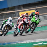 IDM-Assen2018_SBK1000_Rennen1_WEB-33