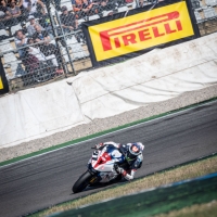 idm-hockenheim2018_superbike-rennen1_web-36