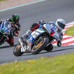 IDM Oschersleben Freitagstraining SSP und STK600