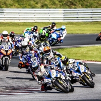 IDM Superbike 1000 in Oschersleben: Rennen 1.