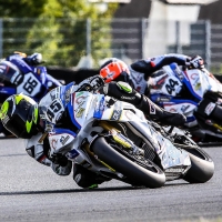 IDM Superbike 1000 in Oschersleben: Rennen 1.