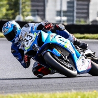IDM Superbike 1000 in Oschersleben: Rennen 1.