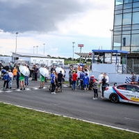 IDM Superbike 1000 in Oschersleben: Rennen 1.