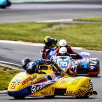 IDM Sidecar in Oschersleben: Rennen 1.
