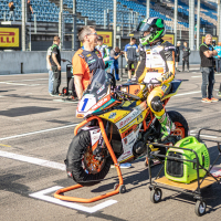 idm-ssp300_samstag_Rennen1-10