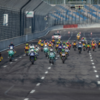 idm-ssp300_samstag_Rennen1-13