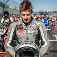 idm-ssp300_samstag_Rennen1-2