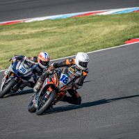 idm-ssp300_samstag_Rennen1-30