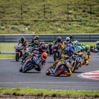 IDM-Most2019_Supersport300-15