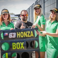 IDM Grid Girls in Oschersleben