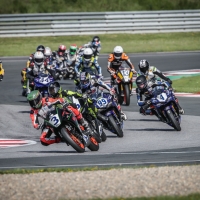 IDM SSP300 - Rennen 1 Oschersleben 2018