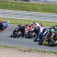 1. Rennen der IDM Supersport und Superstock 600 Klassen in Oschersleben