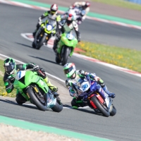 1. Rennen der IDM Supersport und Superstock 600 Klassen in Oschersleben