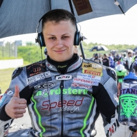 1. Rennen der IDM Supersport und Superstock 600 Klassen in Oschersleben