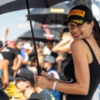 IDM-Schleiz2018_gridgirls-2