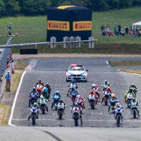 IDM-Schleiz2018_SBK_Rennen2_web-1