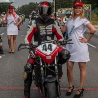 IDM 2017 in Zolder: Grid Girls.