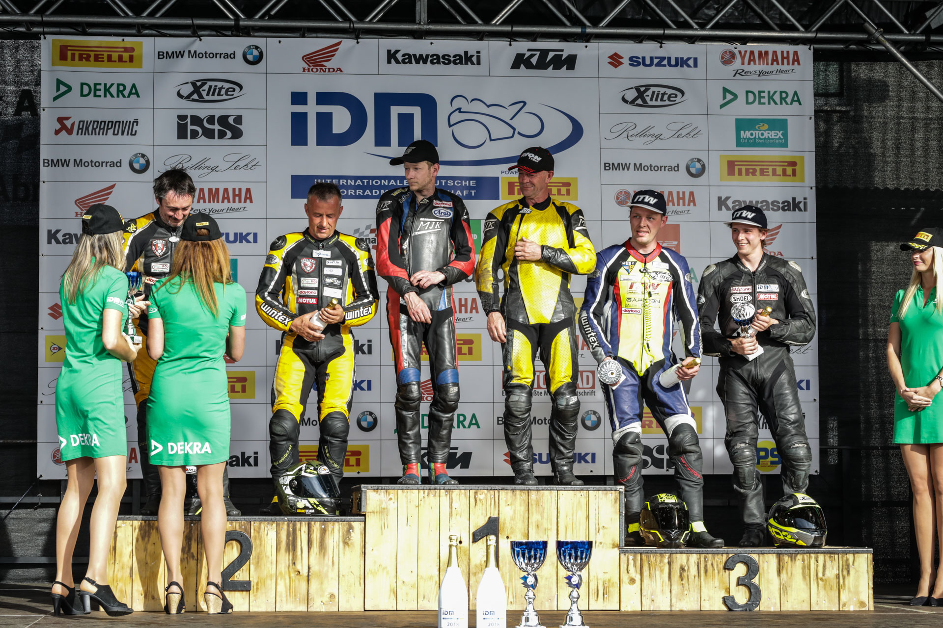 IDM Sidecar: Streuer gewinnt das Auftaktrennen in Oschersleben