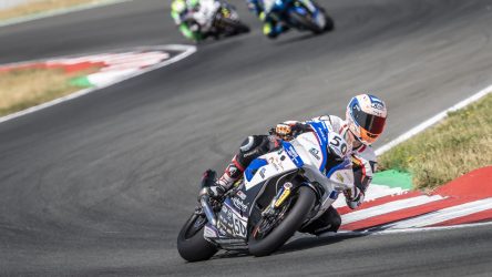 IDM Superbike 1000: Flotter Dreier in der ersten Reihe