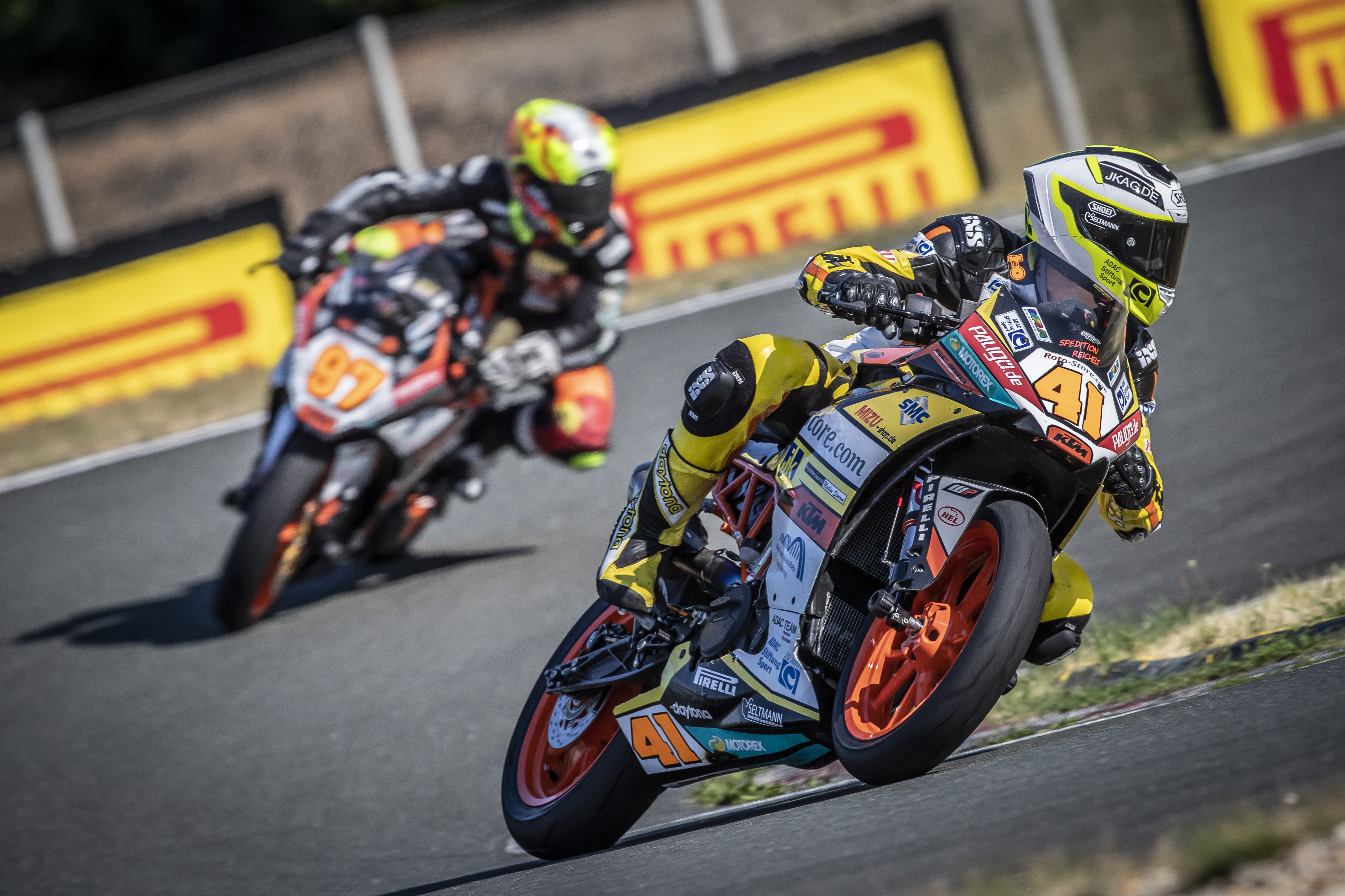 IDM Supersport 300: Polesetter Jan-Ole Jähnig fährt schon im WM-Modus