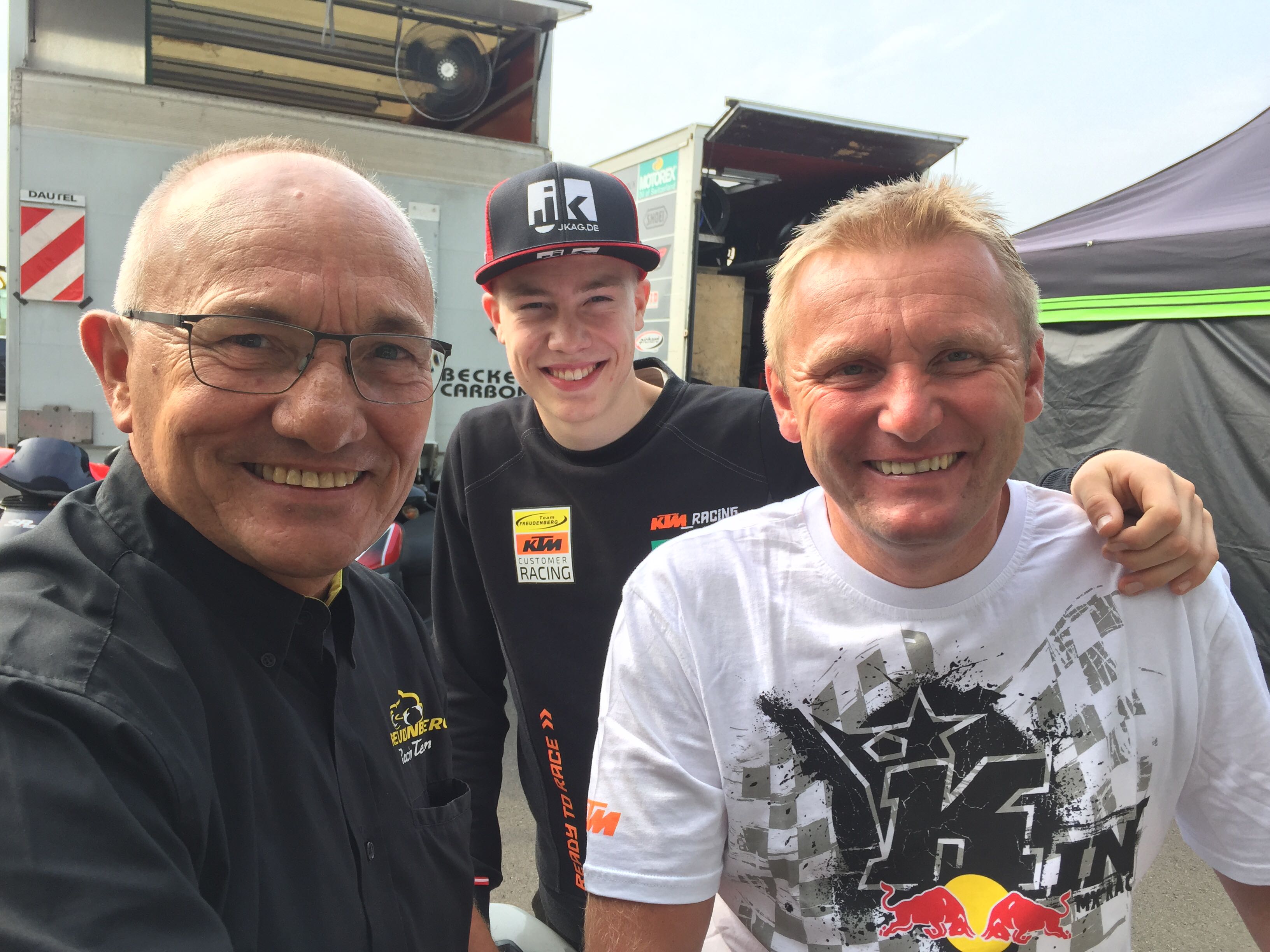 IDM Supersport 300: Jan Ole-Jähnig wird in der Lausitz vom Jäger zum Gejagten
