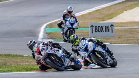 IDM Superbike 1000: Mackels-Sieg lässt Rückstand auf Mikhalchik schwer schrumpfen