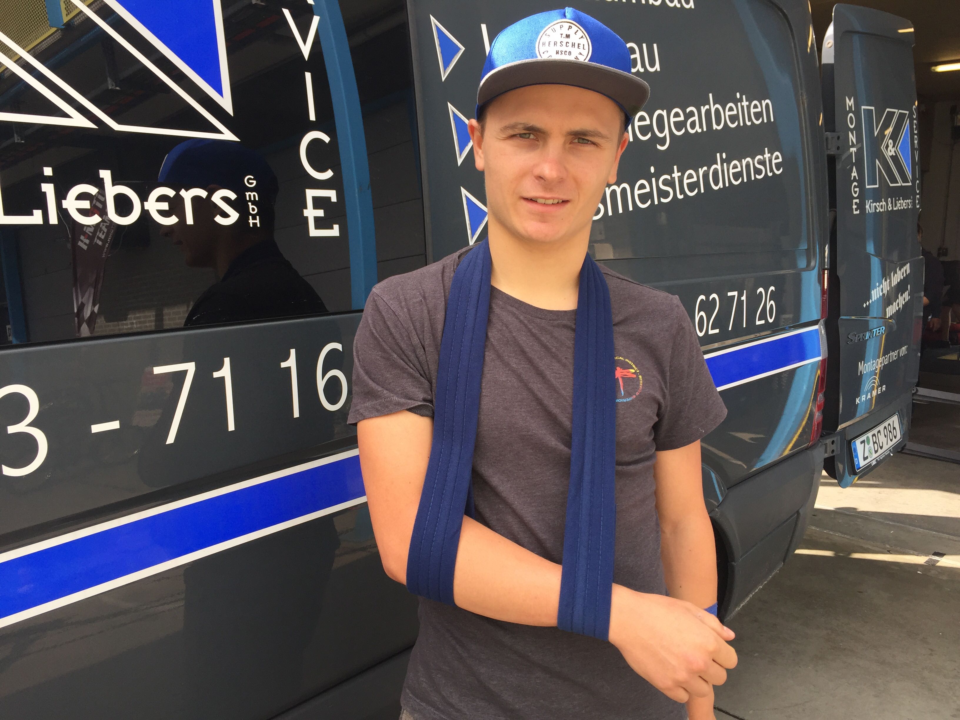 IDM Supersport 600: Schlüsselbeinbruch hebelt Titelfavorit Max Enderlein in Assen aus