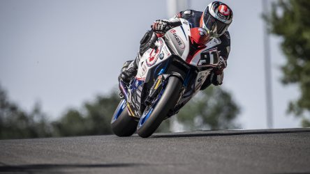 IDM Superbike 1000: Schocknachricht von Wilbers-BMW, Team und Mackels nicht am Start