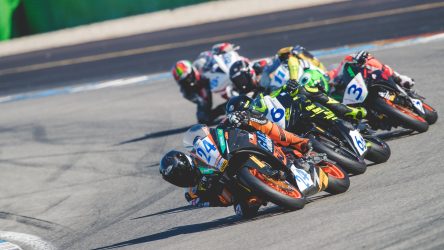 IDM Supersport 300: Max Schmidt zu Ostern auf Zeitenjagd statt Eiersuche
