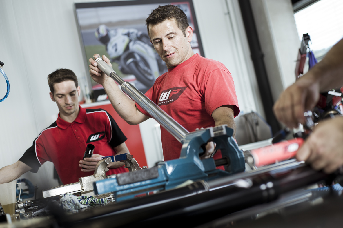 IDM: Schneller und besser werden – WP Suspension SPEED-Dating auf dem Lausitzring