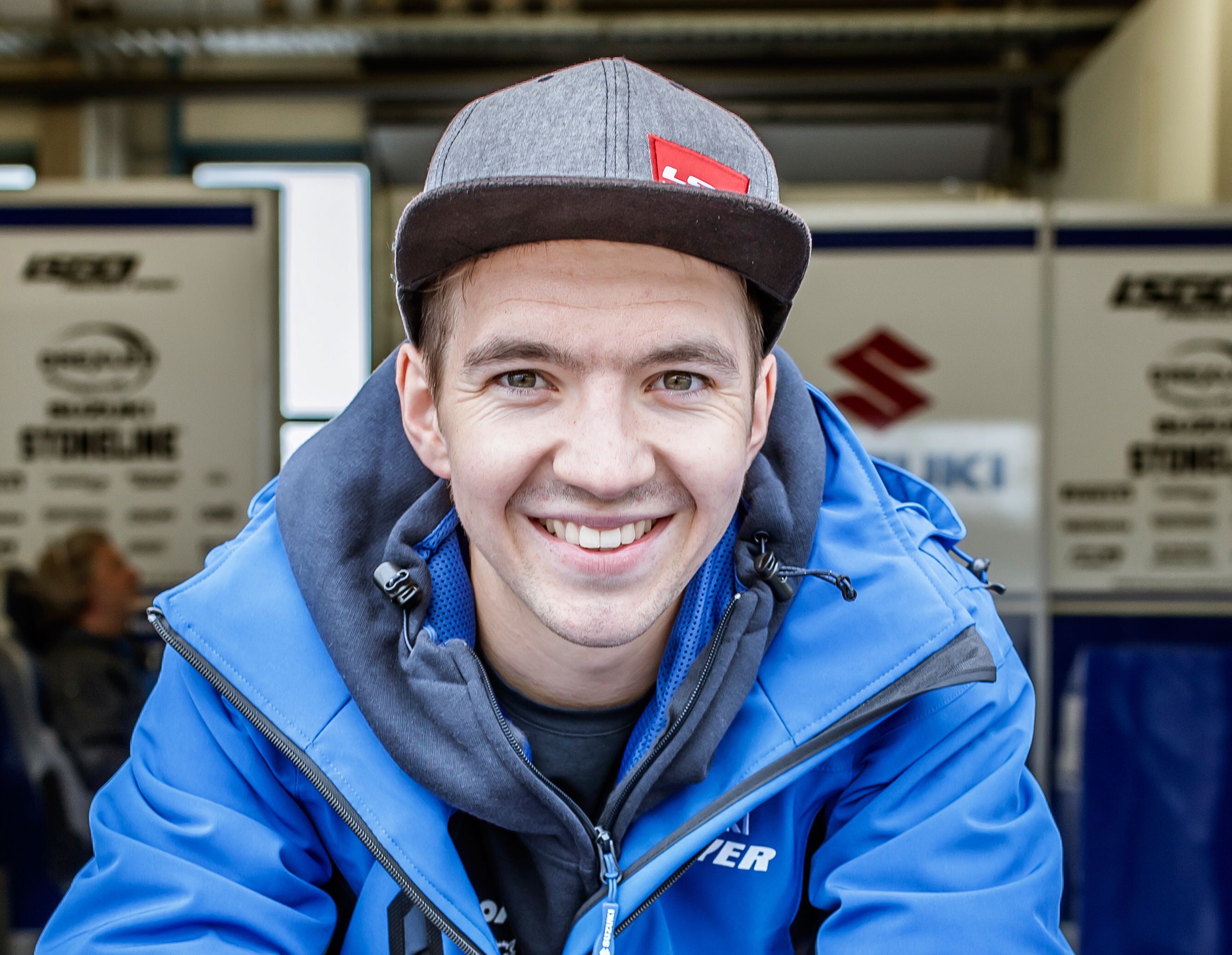 IDM Supersport 600: Wirbelverletzung bei Testfahrten – Luca Grünwalds Einsatz auf der Kippe