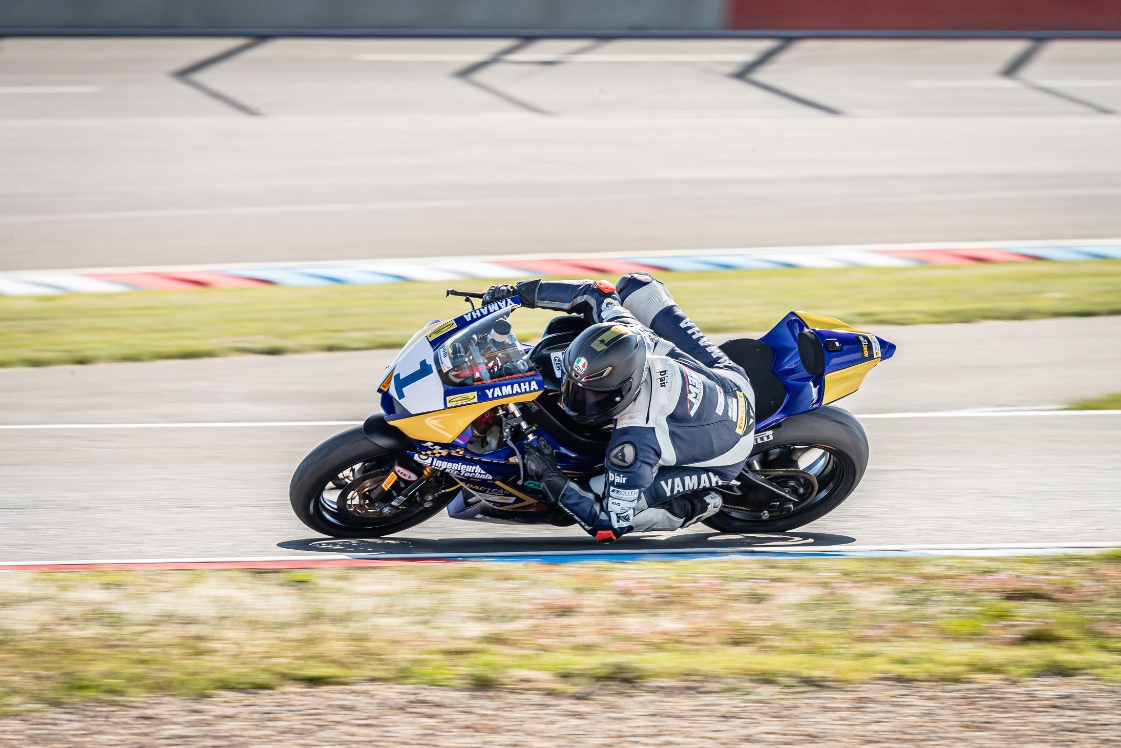 IDM Supersport 600: Enderlein im Training auf Kurs