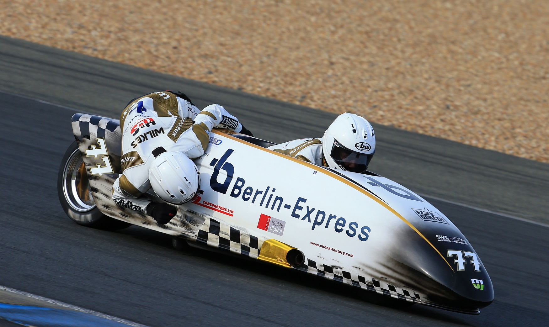 IDM Sidecar: Kein Versteckspiel mehr – Superstar Tim Reeves fährt die komplette Saison