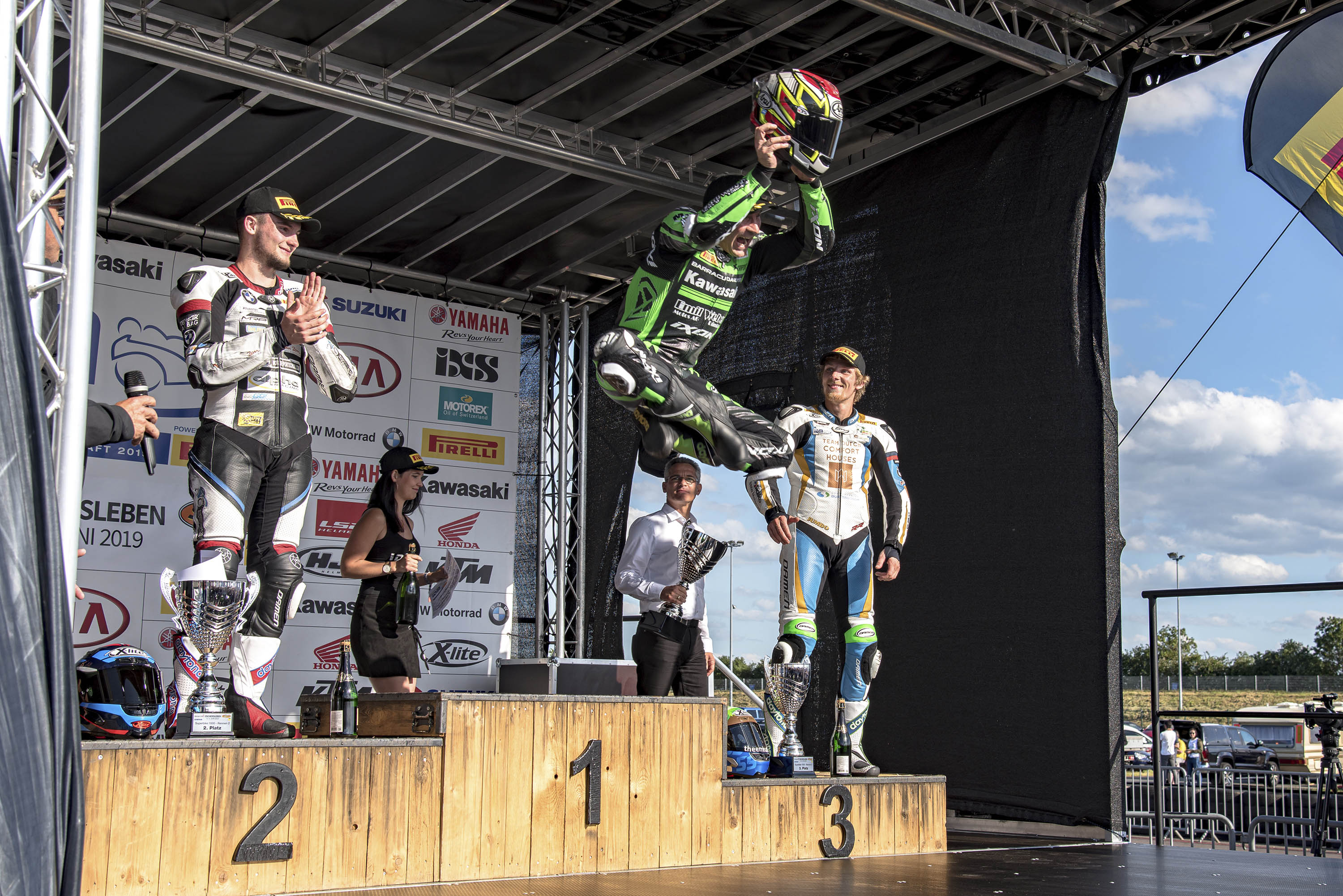 IDM Superbike 1000: Doppelspitze von Nigon und Puffe
