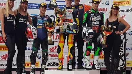 IDM Supersport 300: Victor Steeman lässt seine Verfolger im ersten Rennen abblitzen