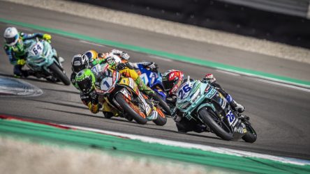 IDM Supersport 300: Walid Khan feiert in Assen einen Doppelsieg