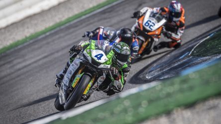 IDM Supersport 600: Buchner siegt und Enderlein sitzt am Mikro