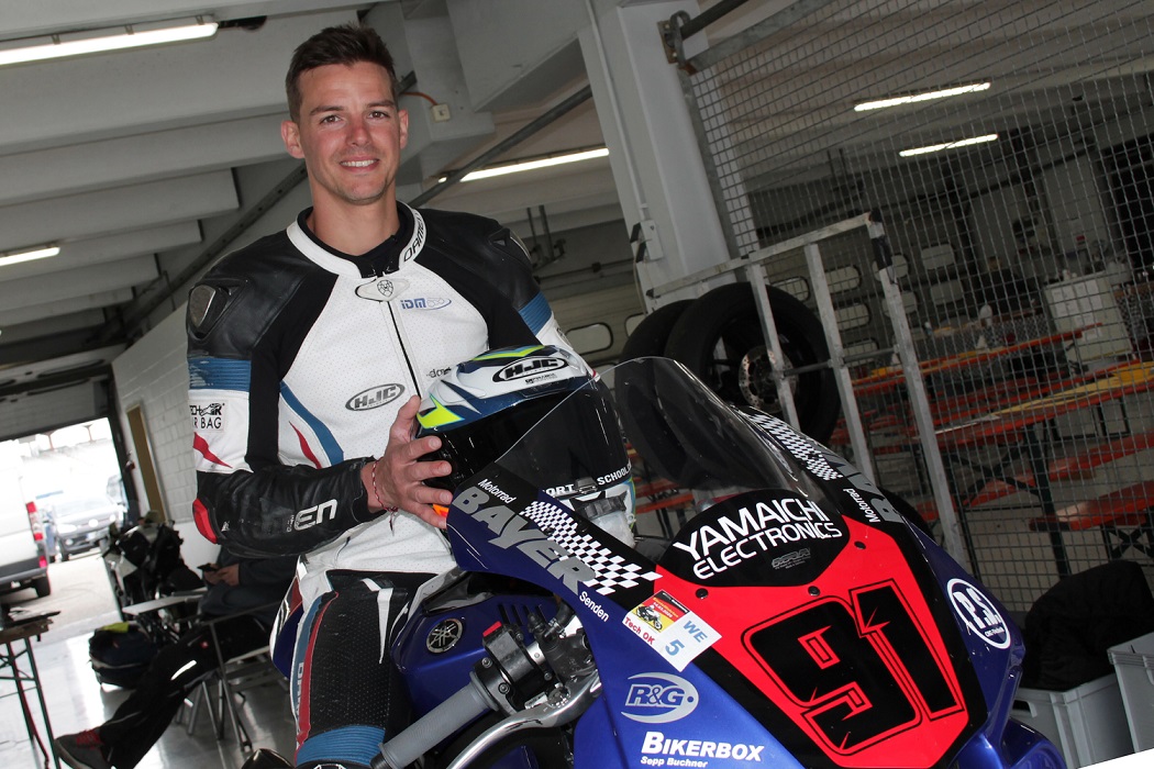IDM Superbike 1000: Bastien Mackels auf Schnupperkurs in allen Bereichen
