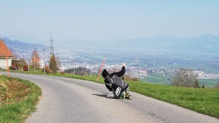 IDM-Stars während der Corona-Krise: Gaming statt Gefahr im Verzug (Dominic Schmitter)