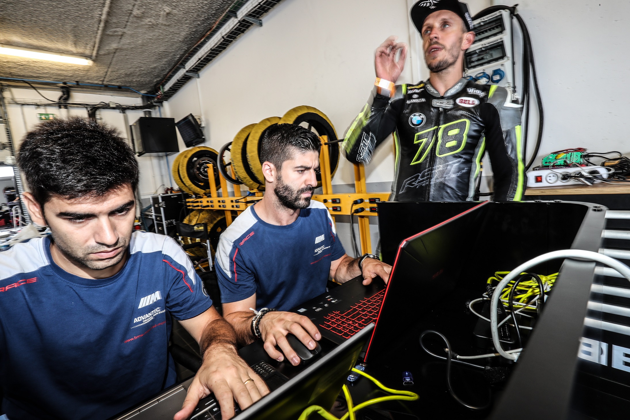 Foray testet WM-BMW, Reiti bleibt zu Hause und Mikhalchik darf nicht einreisen