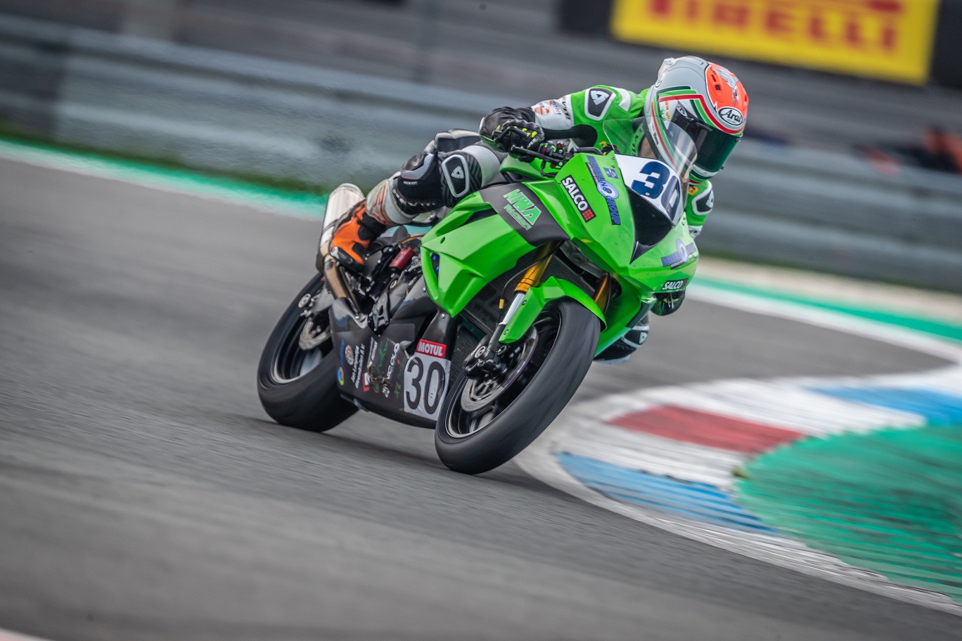 IDM Supersport 600: Glenn van Straalen siegt, Leader Steeman stürzt