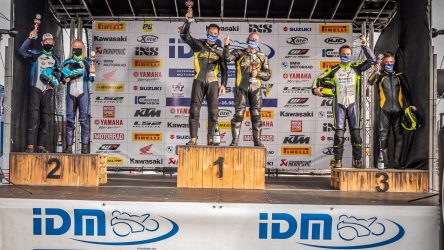 IDM Sidecar:  Siege für Schlosser und Roscher, Reeves bleibt stehen