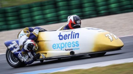 IDM Sidecar:  Reeves und Roscher geben den Ton an