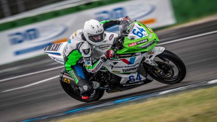 IDM Supersport 300: Spitzenreiter Rick Dunnik startet von der Pole