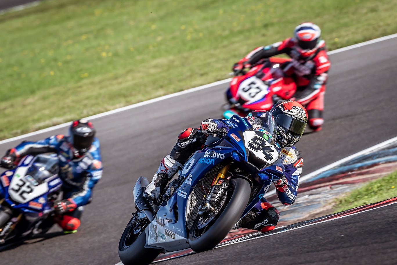 IDM Superbike 1000: Mikhalchik kommt auch in der Lausitz nicht an Folger vorbei