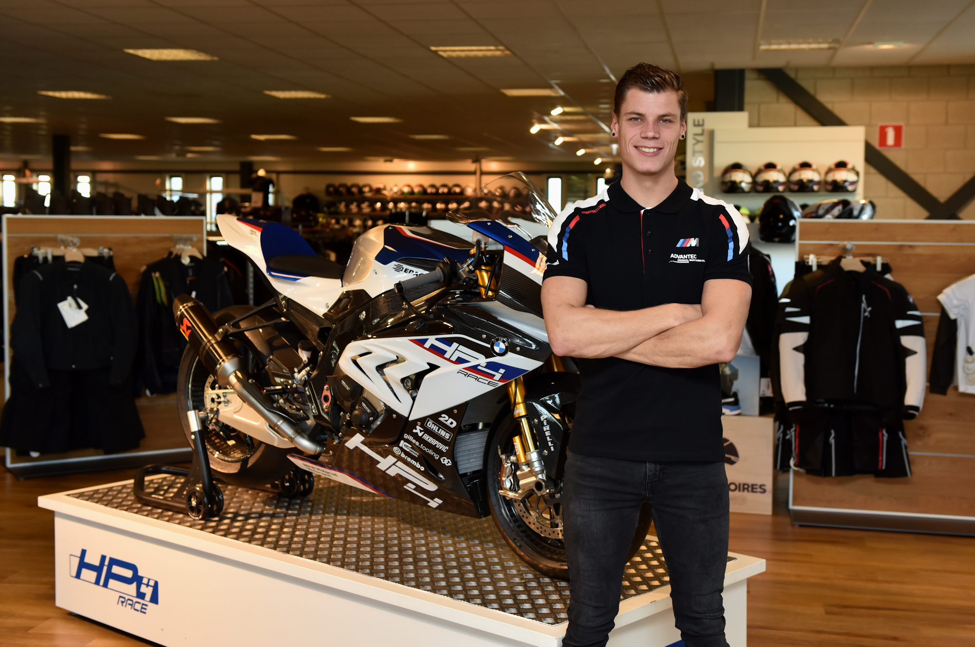 IDM Superbike 1000: Ricardo Brink dockt bei BCC Racing an und geht neue Wege
