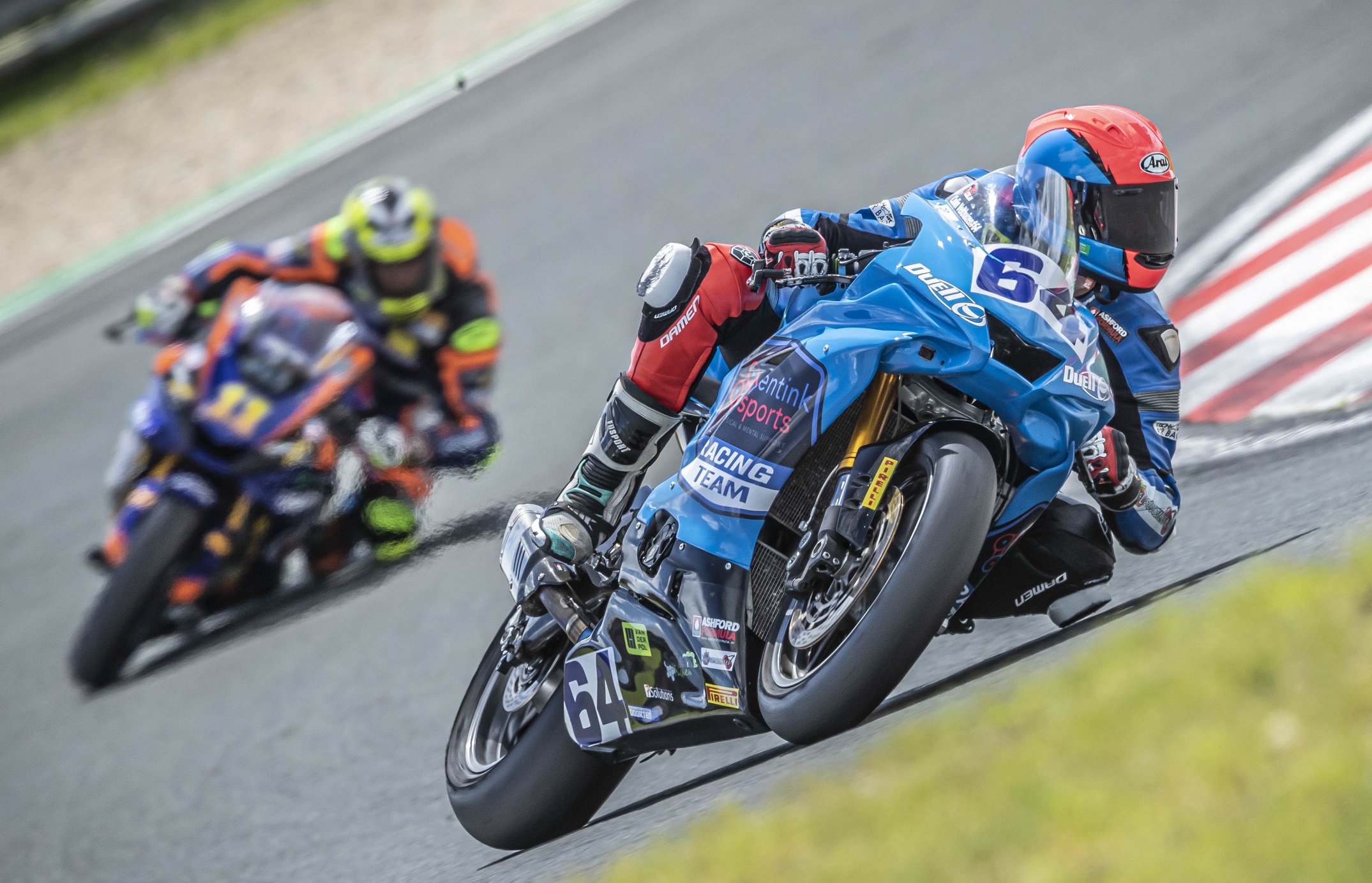 IDM SSP 600: Aufsteiger Velthuizen voll im Rennmodus