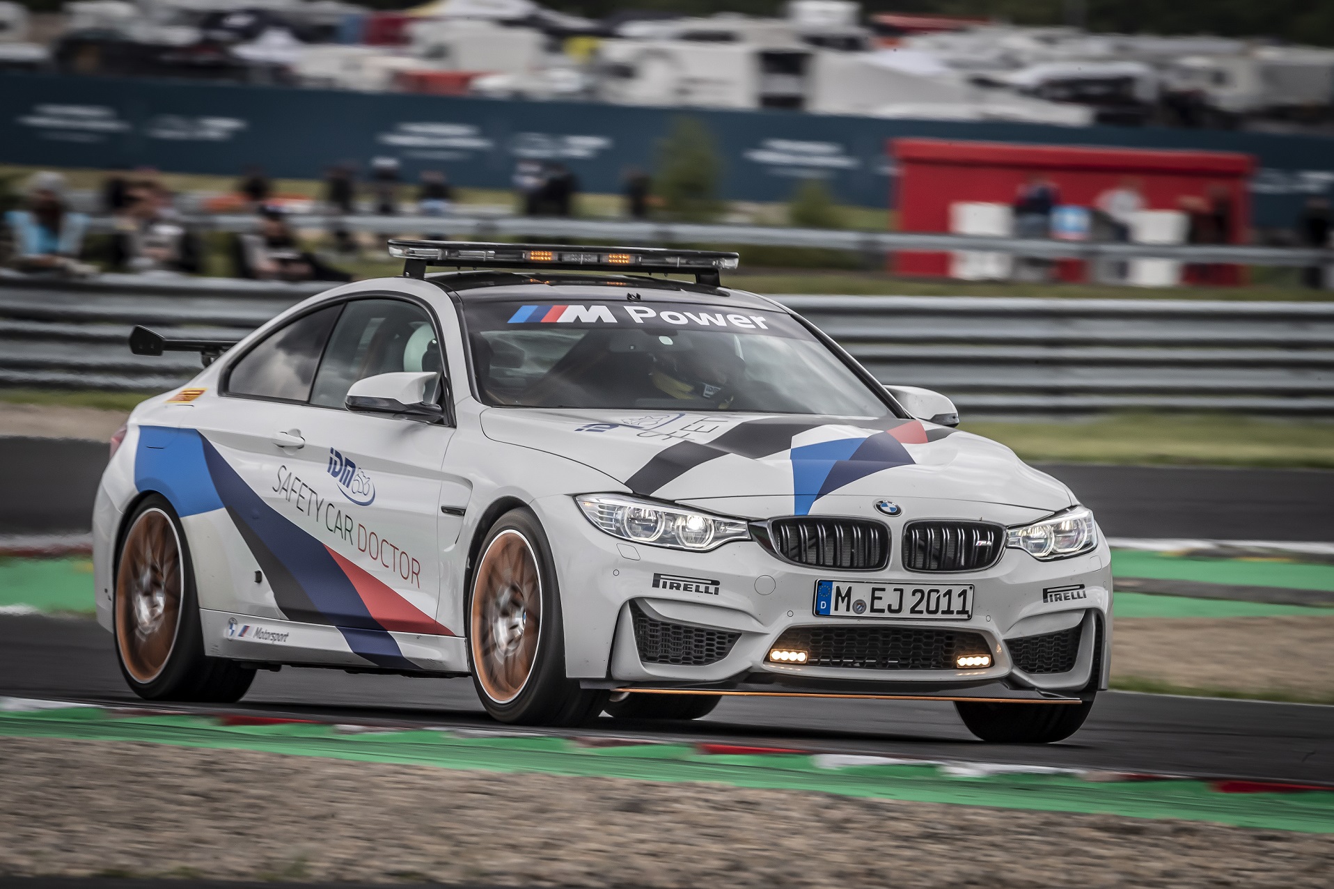 IDM: Neues IDM Safety Car von BMW