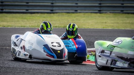 IDM Sidecar: Sattler/Schmidt fahren allen davon